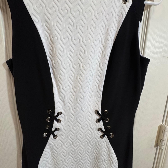 Joseph Ribkoff Cream Geometric Pattern Top - Picture 4 of 8